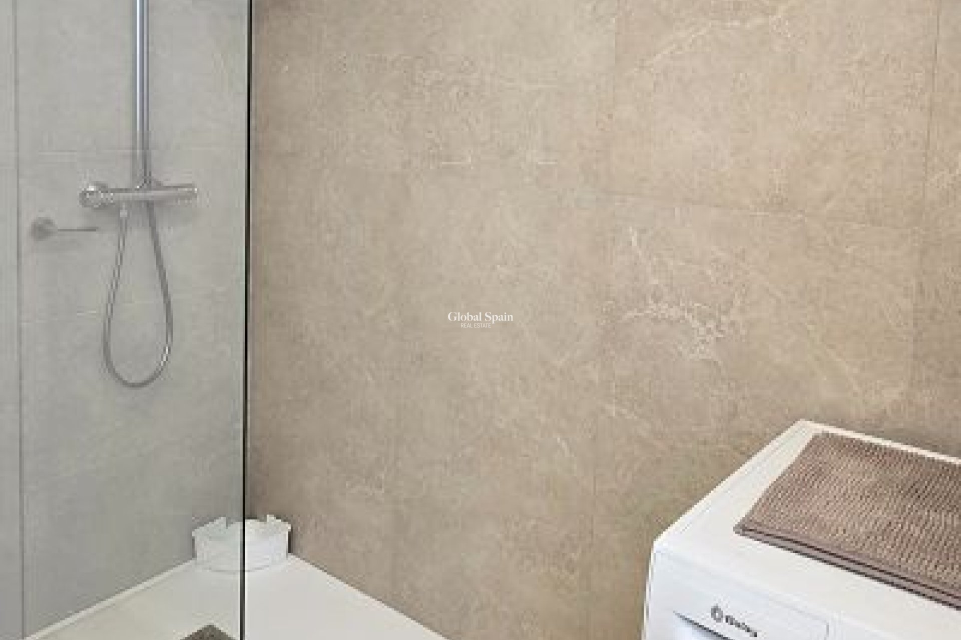 Resale - APARTMENT -
TORREVIEJA - Center