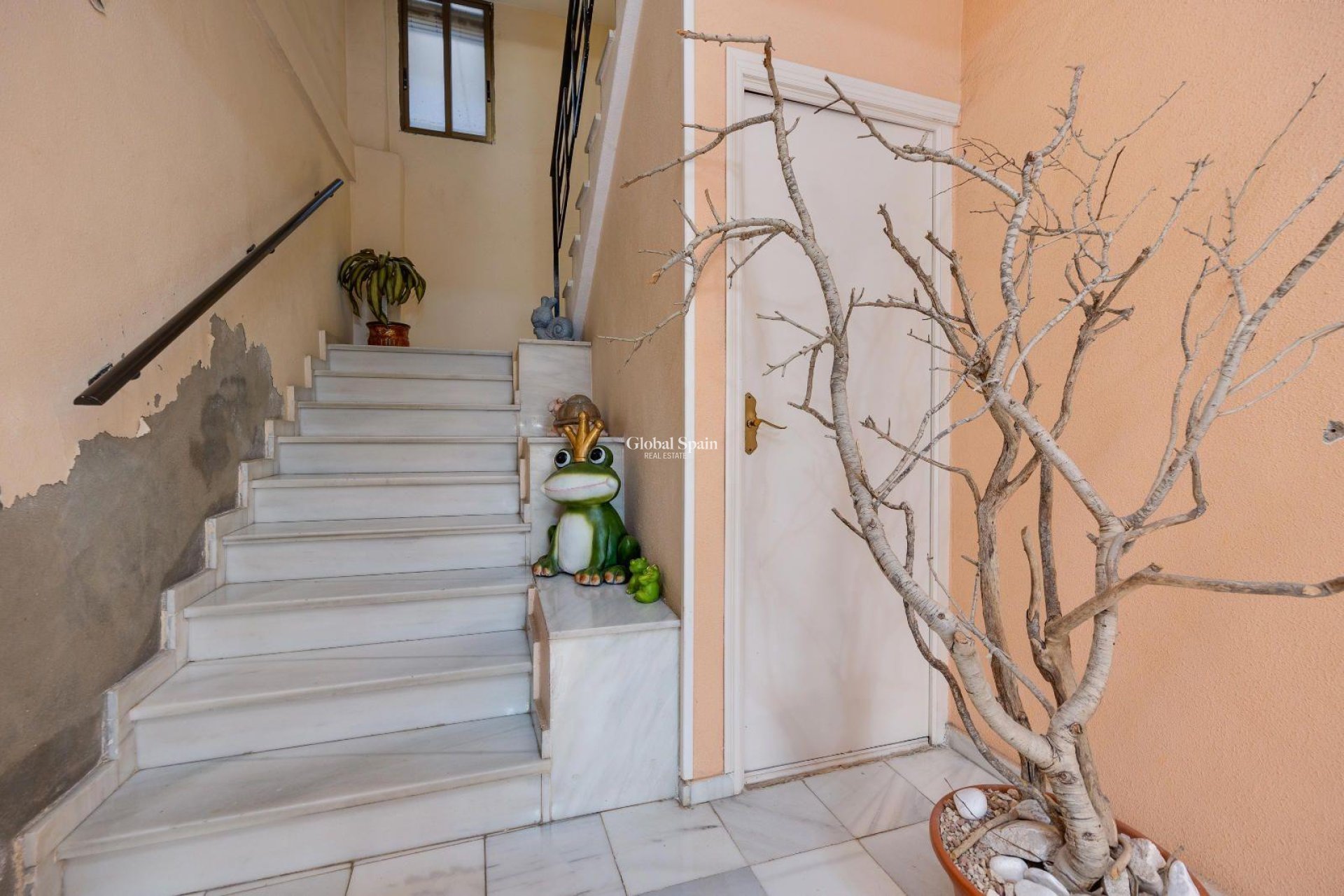 Resale - APARTMENT -
TORREVIEJA - Center