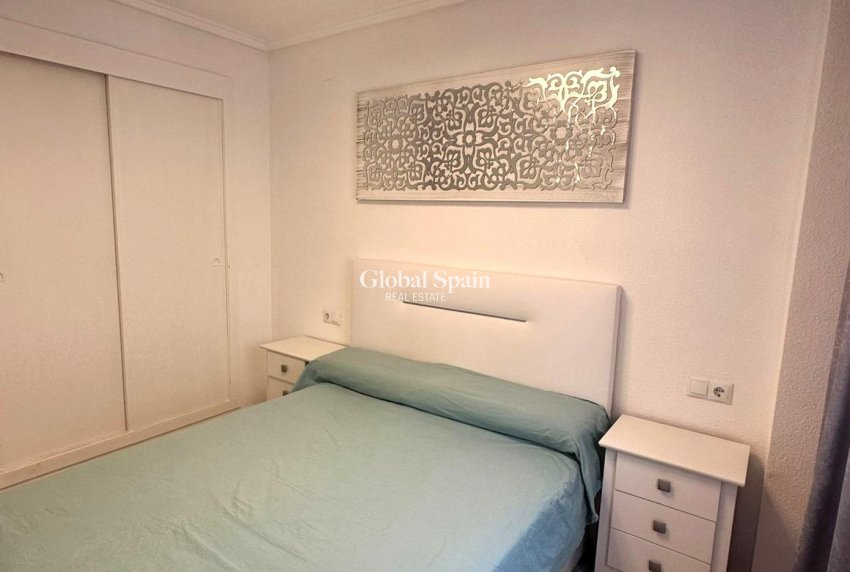 Resale - APARTMENT -
TORREVIEJA - Center