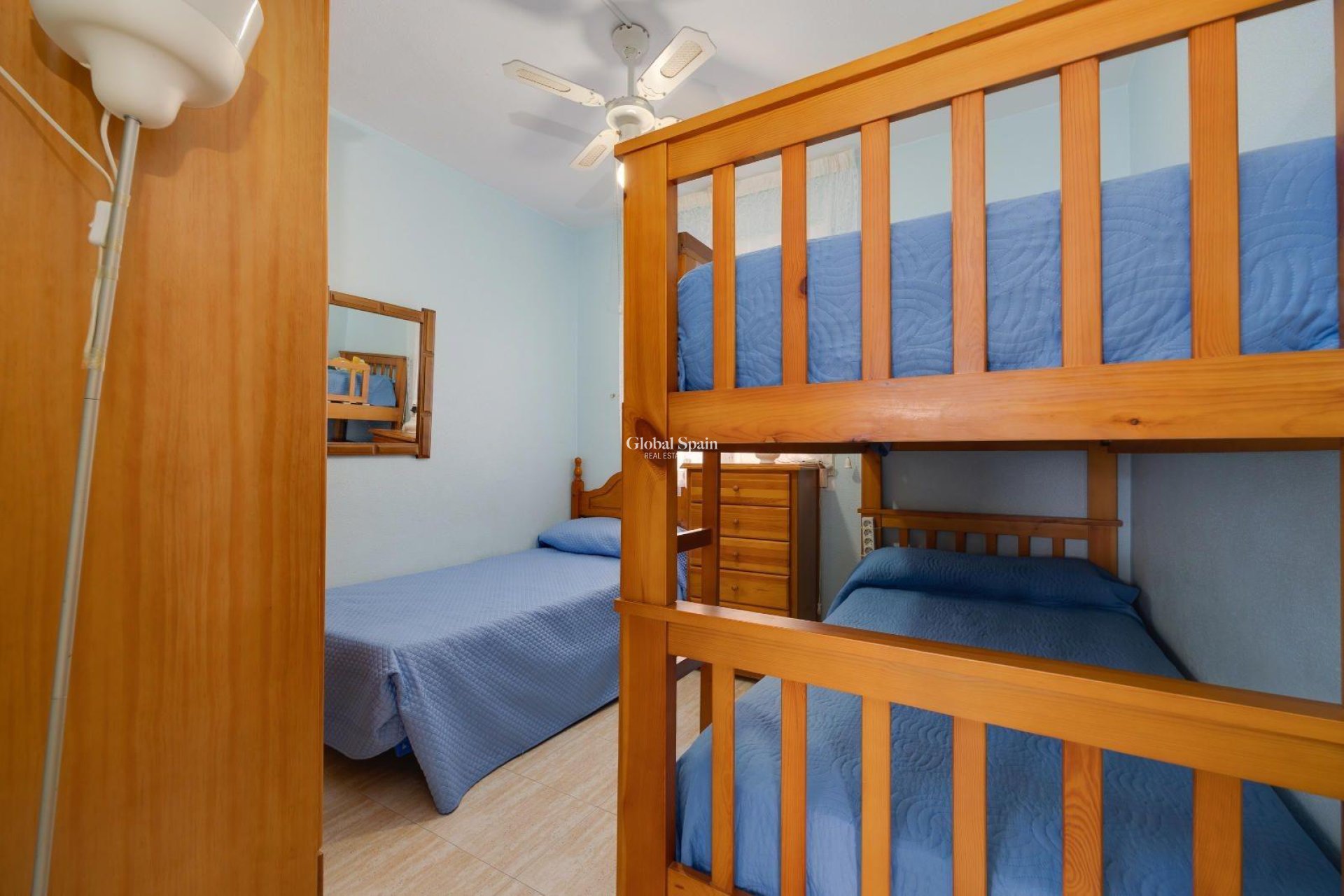 Resale - APARTMENT -
TORREVIEJA - Center