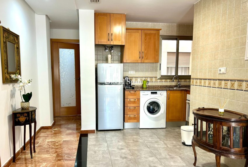 Resale - APARTMENT -
TORREVIEJA - Center