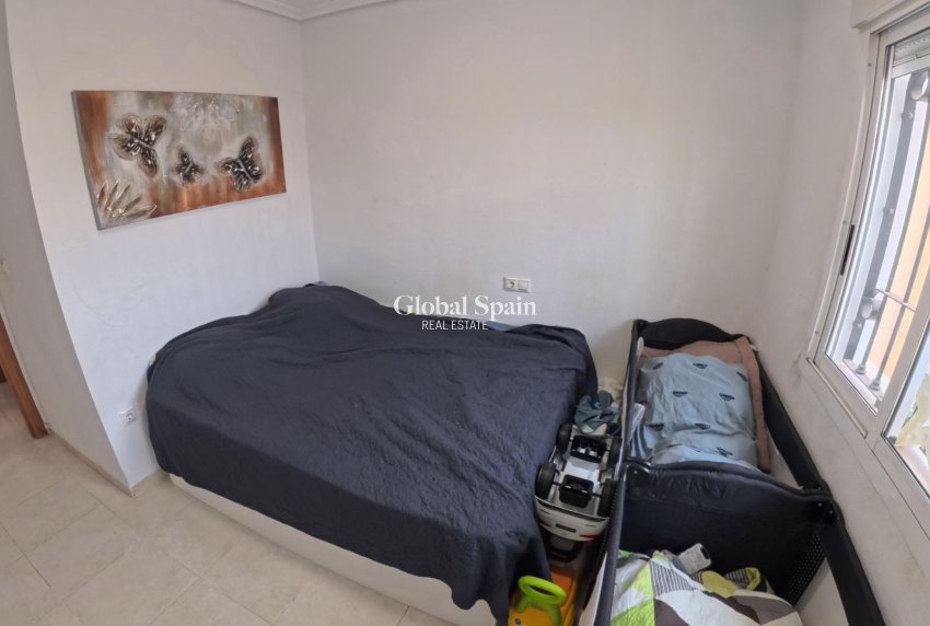 Resale - APARTMENT -
TORREVIEJA - Center