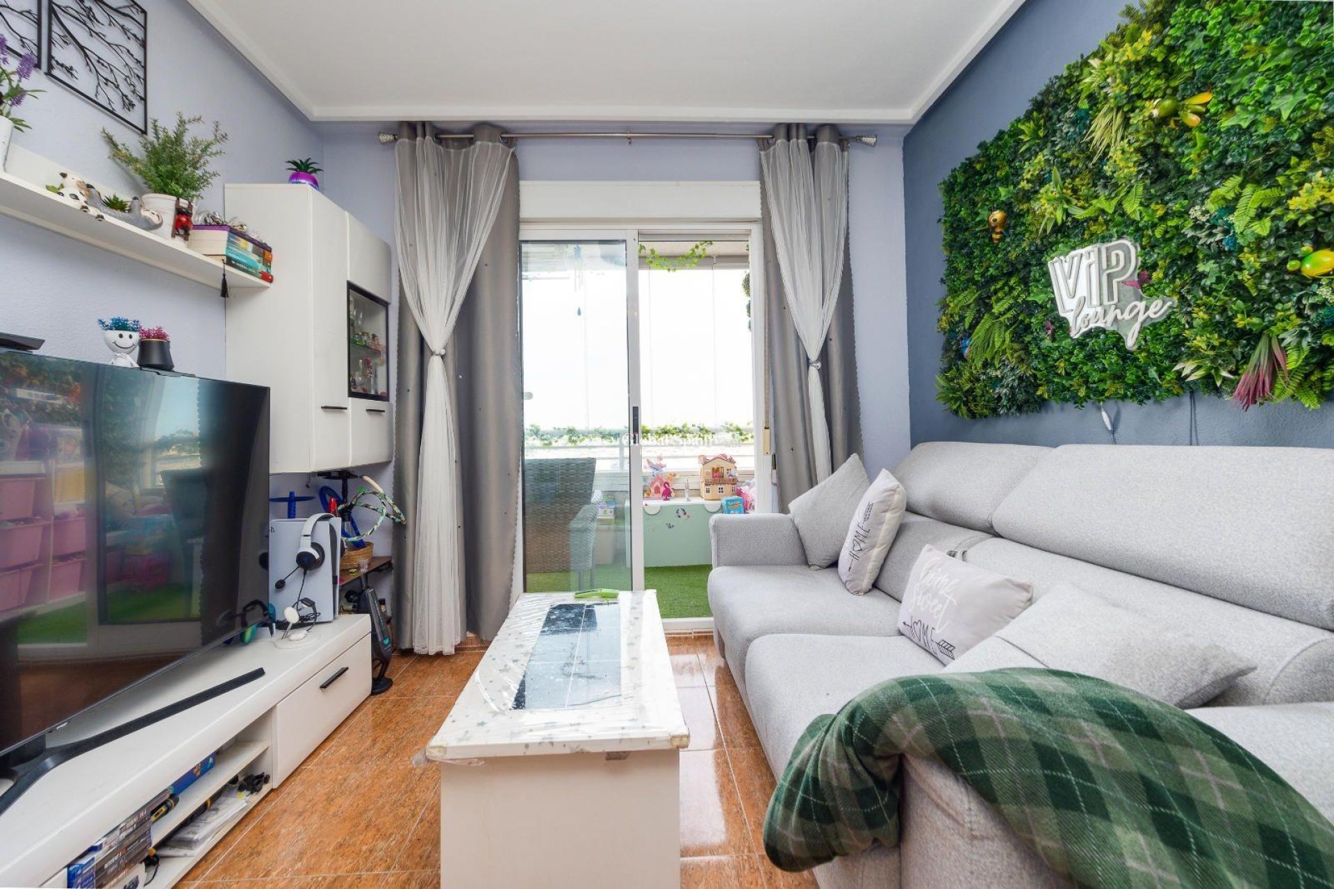 Resale - APARTMENT -
TORREVIEJA - Center