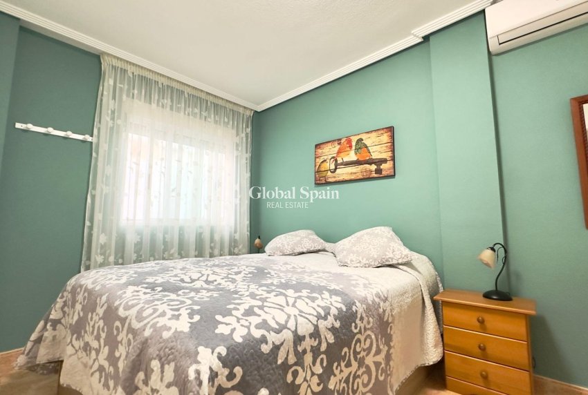 Resale - APARTMENT -
TORREVIEJA - Center