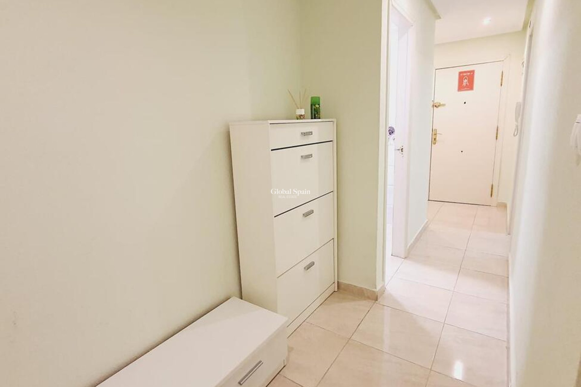 Resale - APARTMENT -
TORREVIEJA - Center