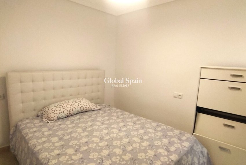 Resale - APARTMENT -
TORREVIEJA - Center