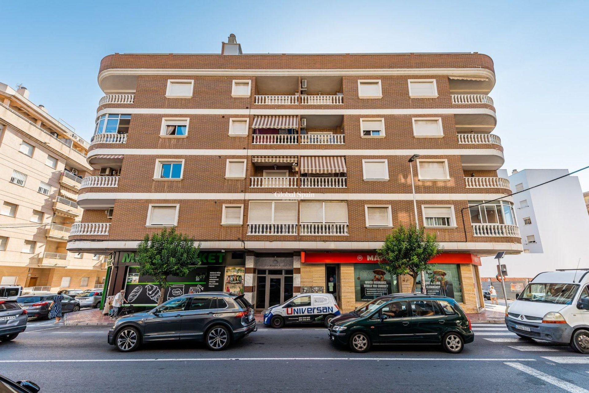 Resale - APARTMENT -
TORREVIEJA - Center