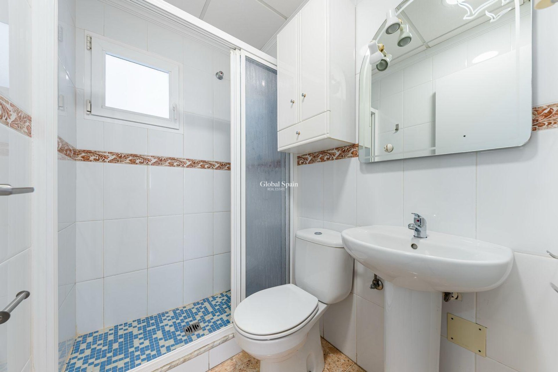 Resale - APARTMENT -
TORREVIEJA - Center