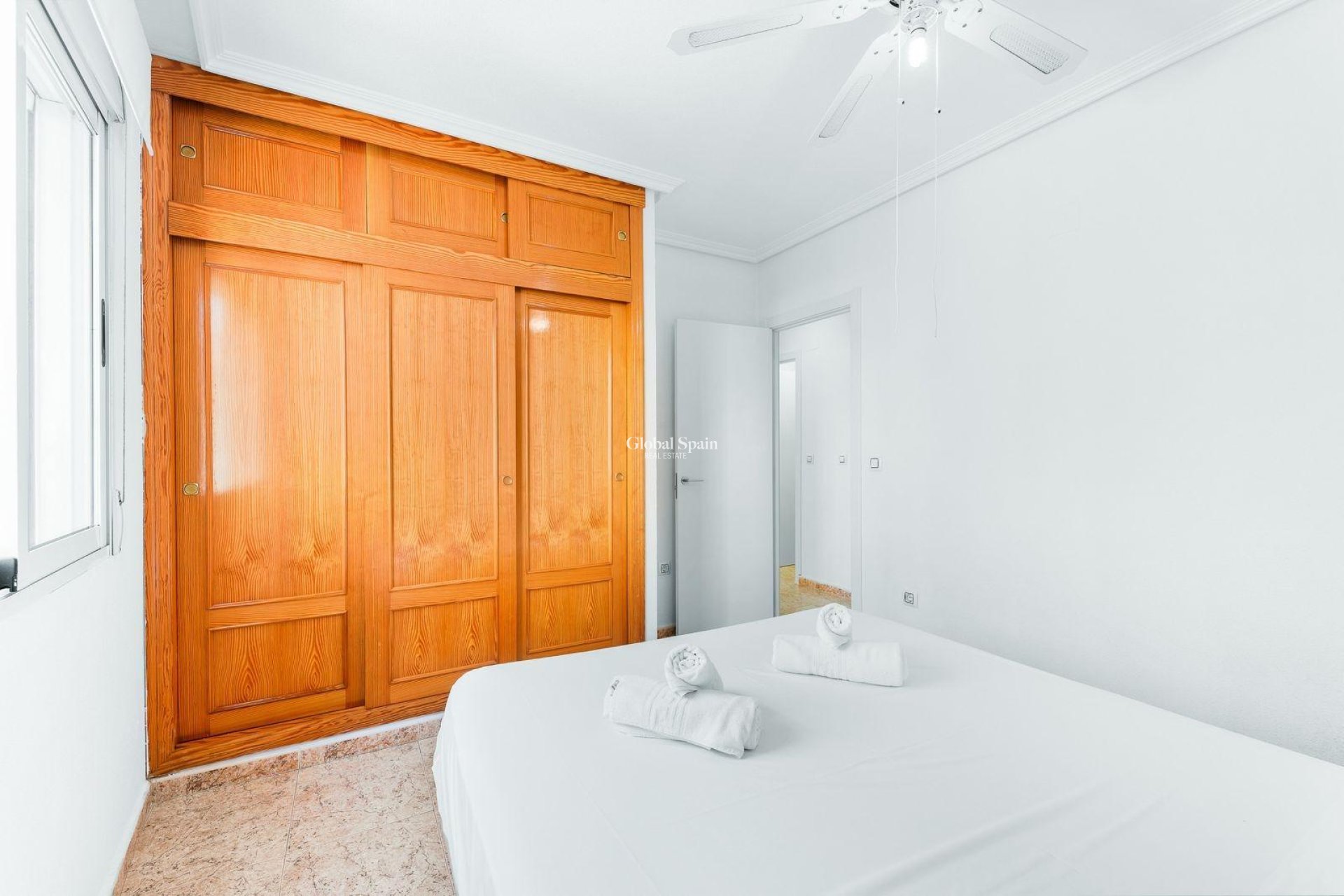 Resale - APARTMENT -
TORREVIEJA - Center