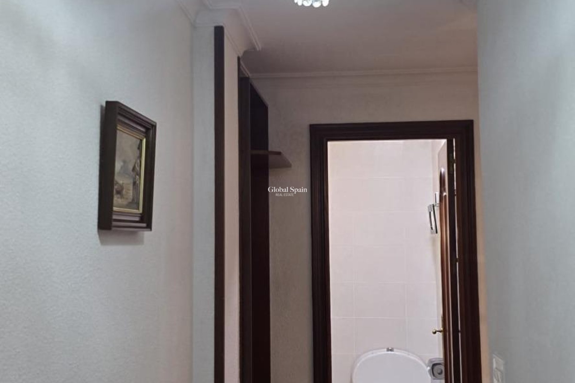 Resale - APARTMENT -
TORREVIEJA - Center