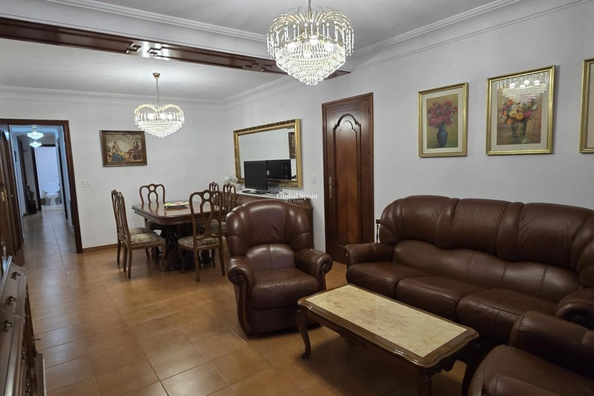 Resale - APARTMENT -
TORREVIEJA - Center