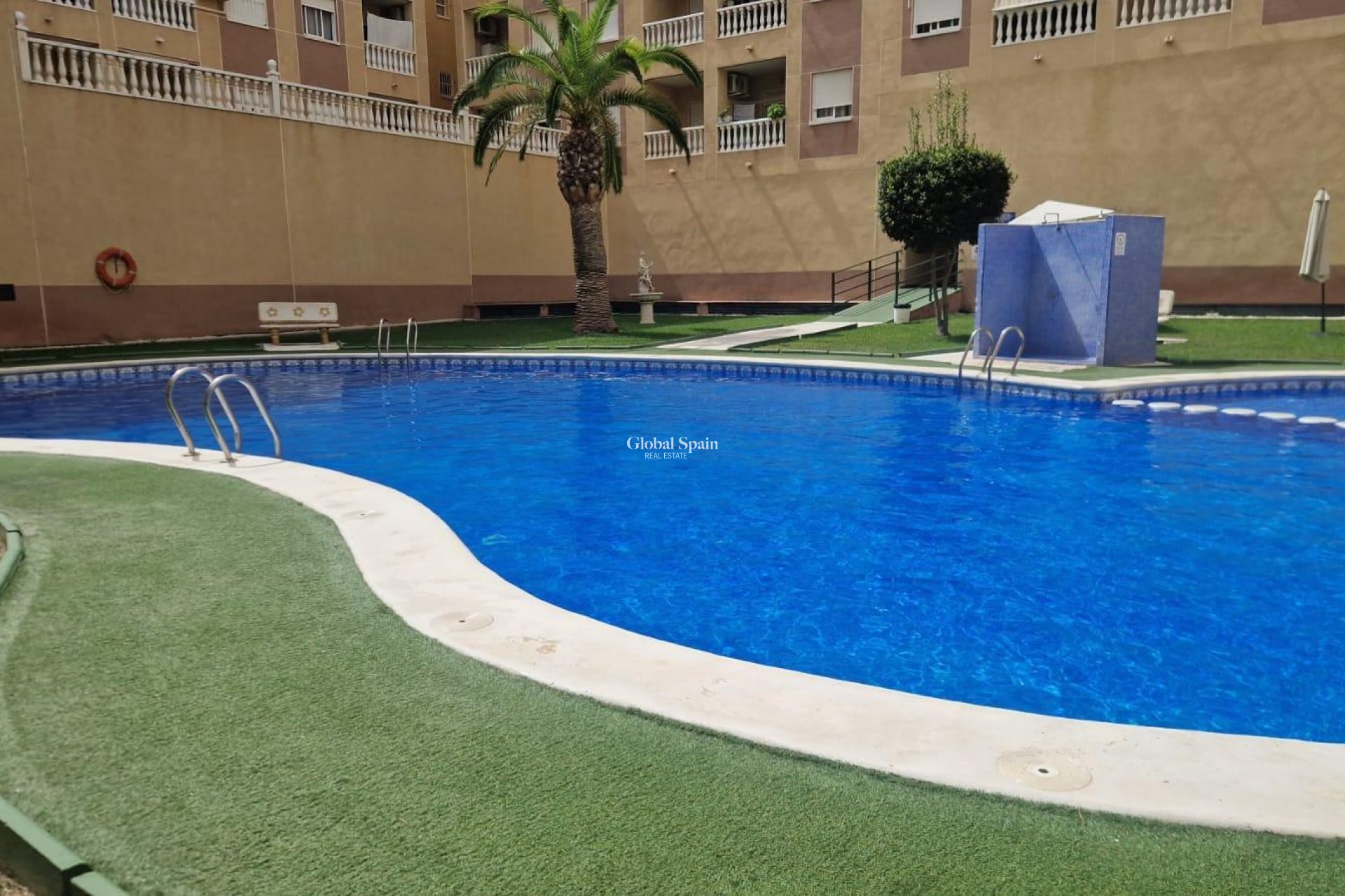 Resale - APARTMENT -
TORREVIEJA - Center