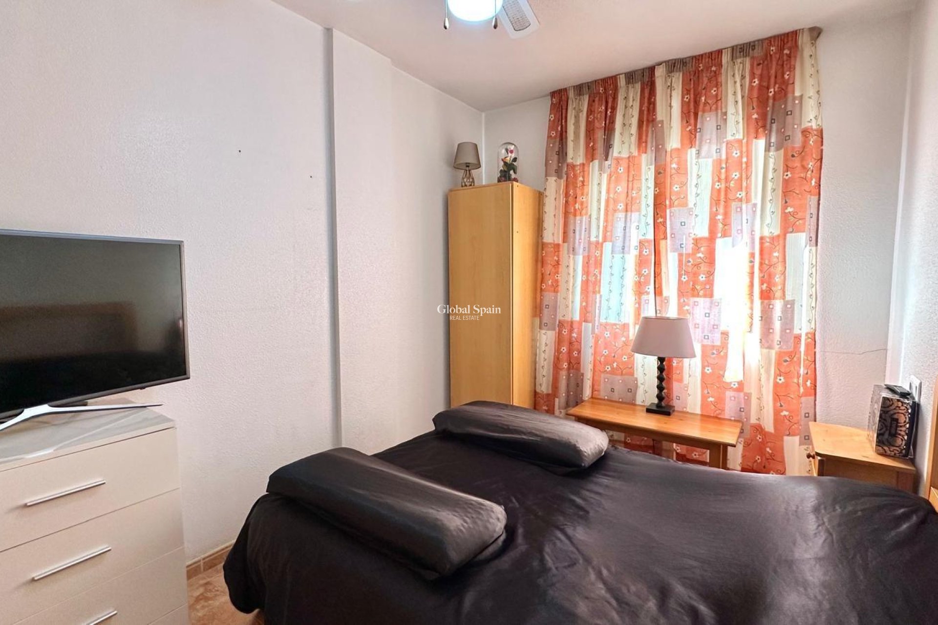 Resale - APARTMENT -
TORREVIEJA - Center