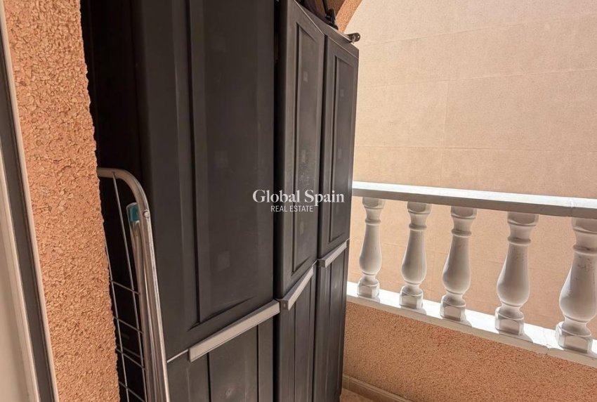 Resale - APARTMENT -
TORREVIEJA - Center
