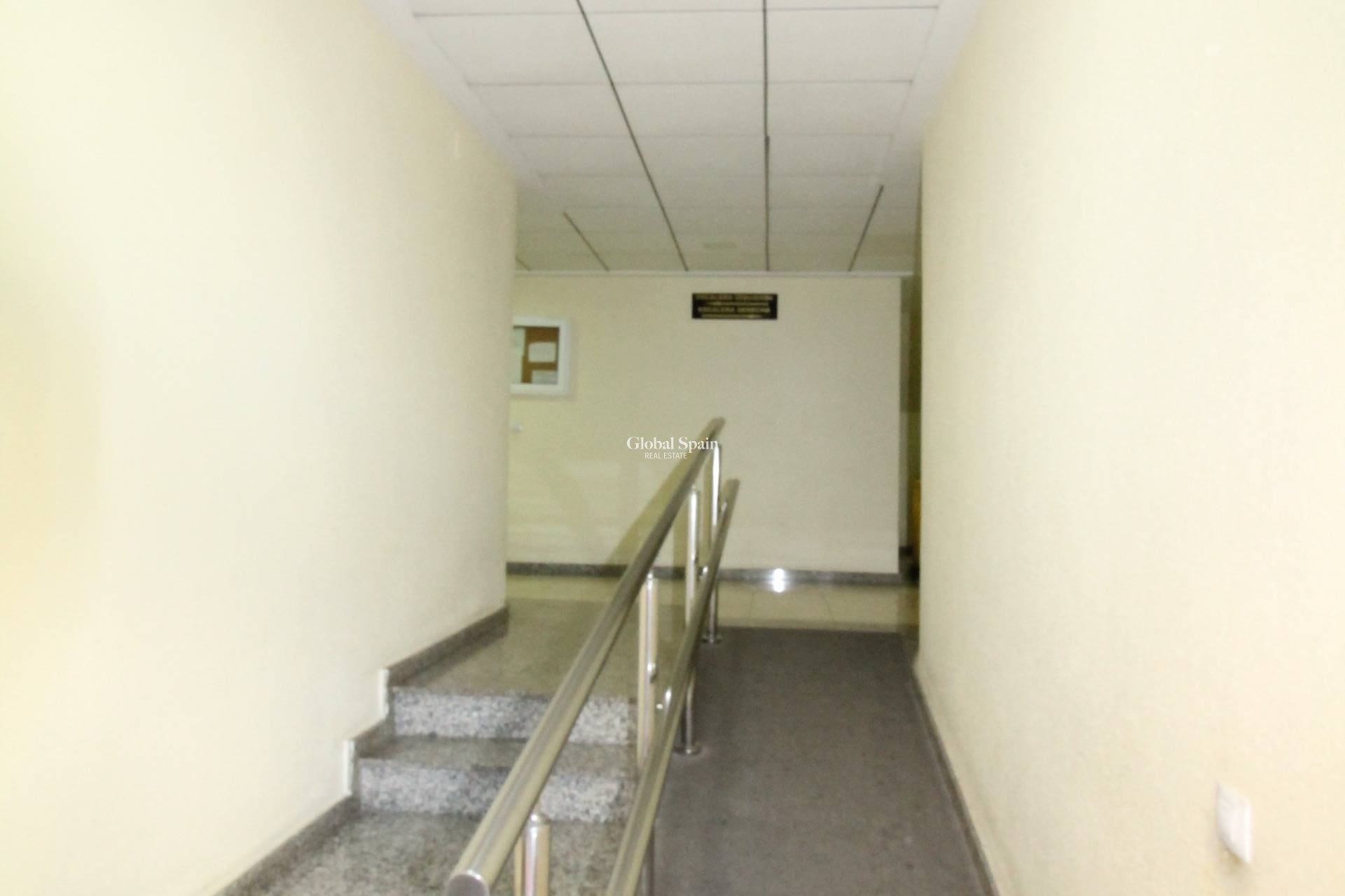 Resale - APARTMENT -
TORREVIEJA - Center