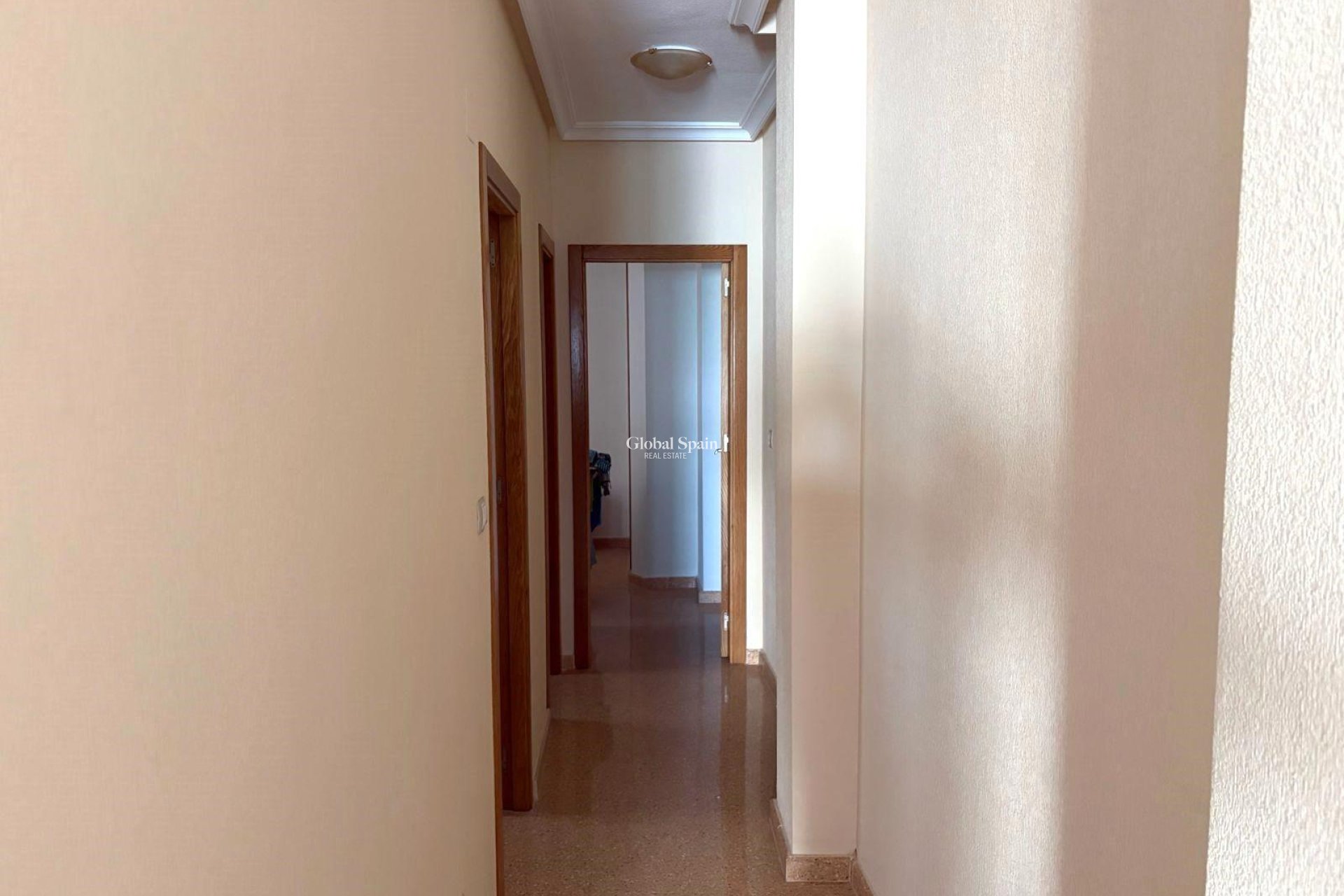 Resale - APARTMENT -
TORREVIEJA - Center