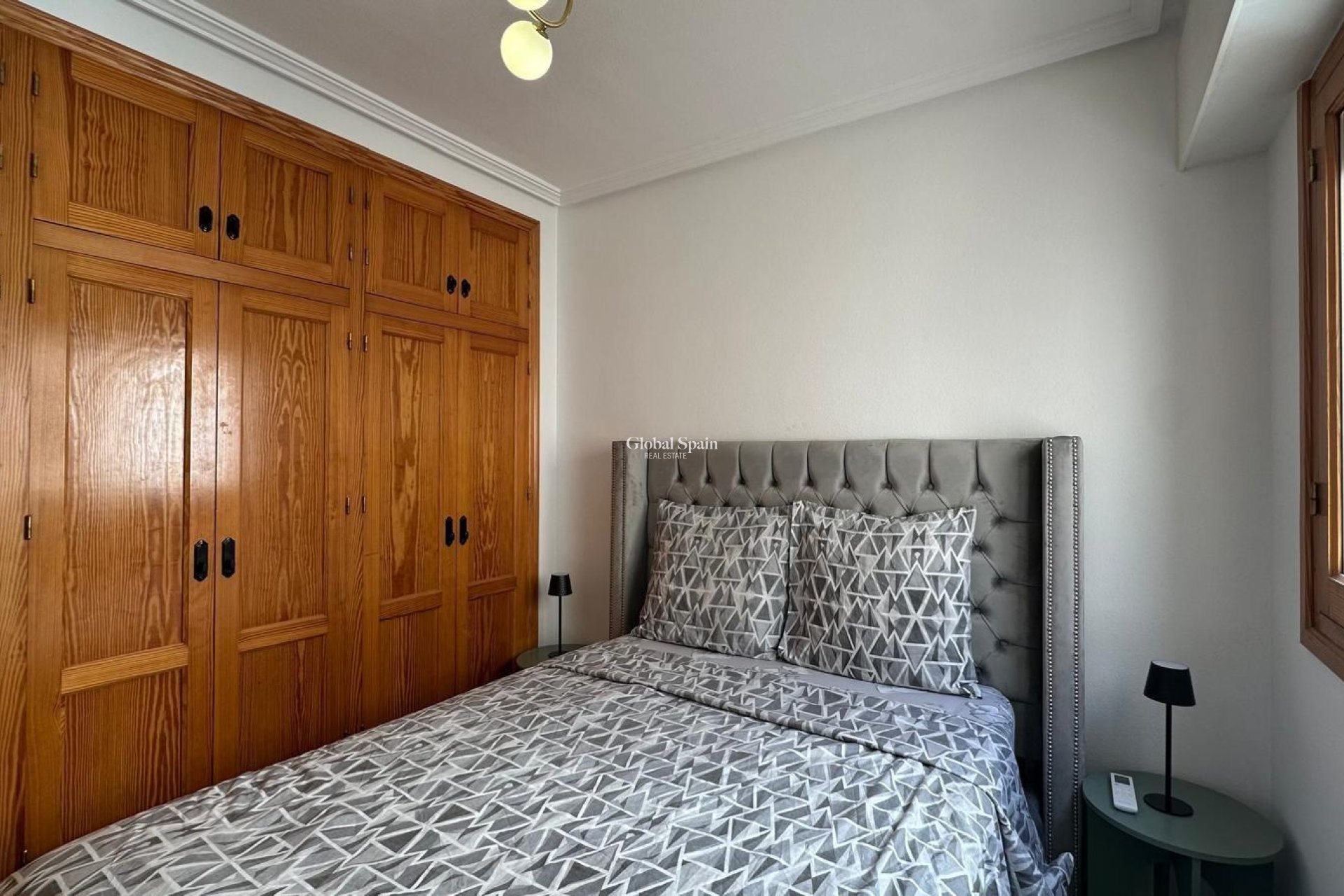 Resale - APARTMENT -
TORREVIEJA - Center