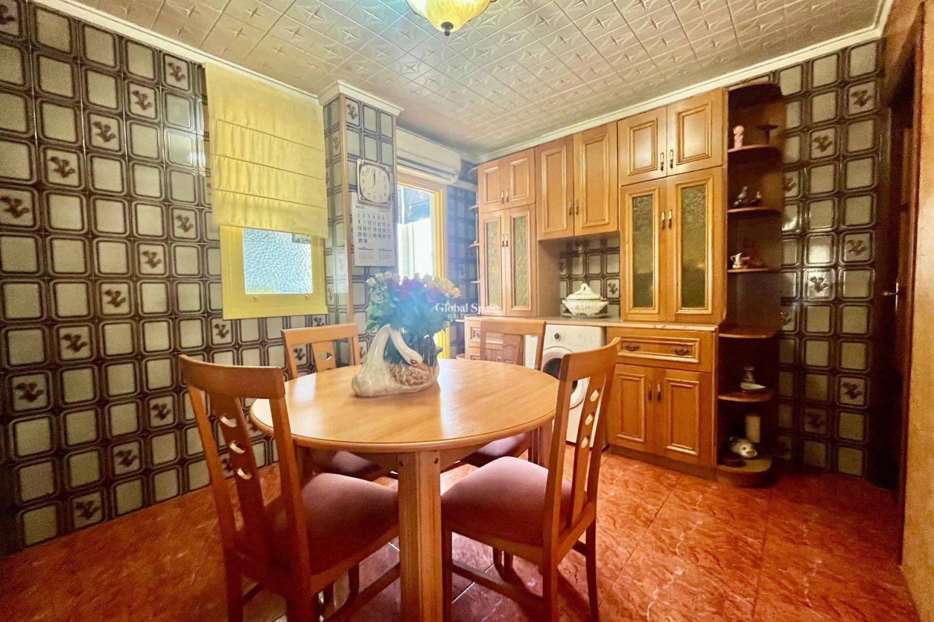 Resale - APARTMENT -
TORREVIEJA - Center