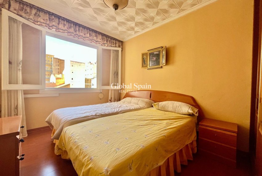 Resale - APARTMENT -
TORREVIEJA - Center