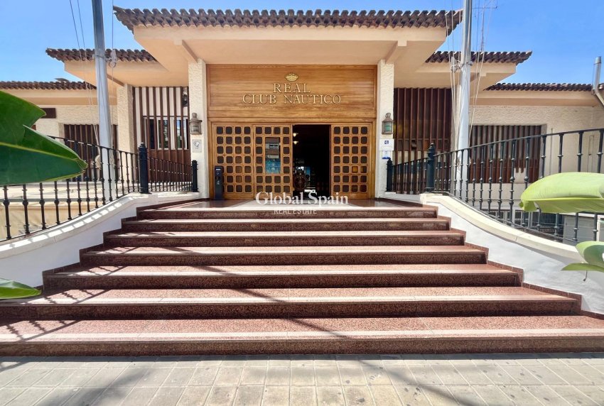 Resale - APARTMENT -
TORREVIEJA - Center
