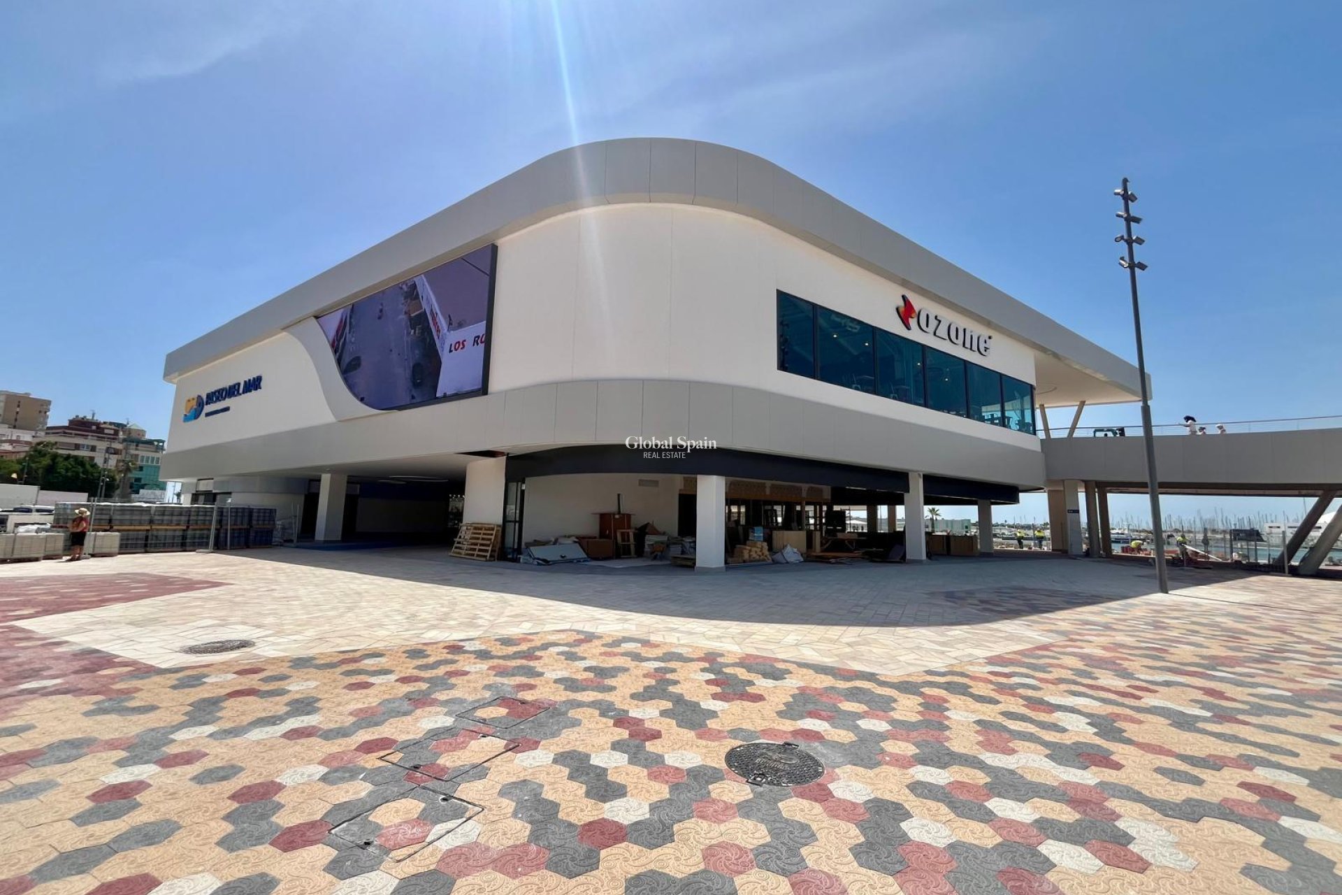 Resale - APARTMENT -
TORREVIEJA - Center