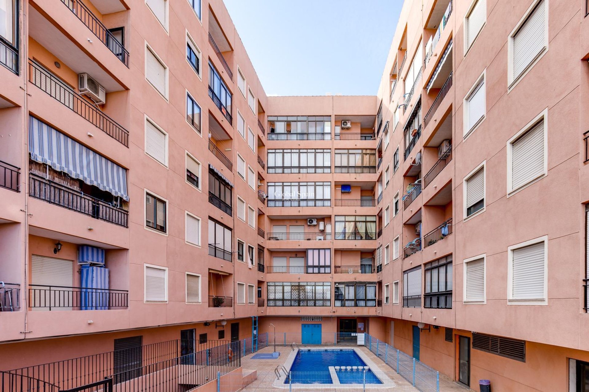 Resale - APARTMENT -
TORREVIEJA - Center