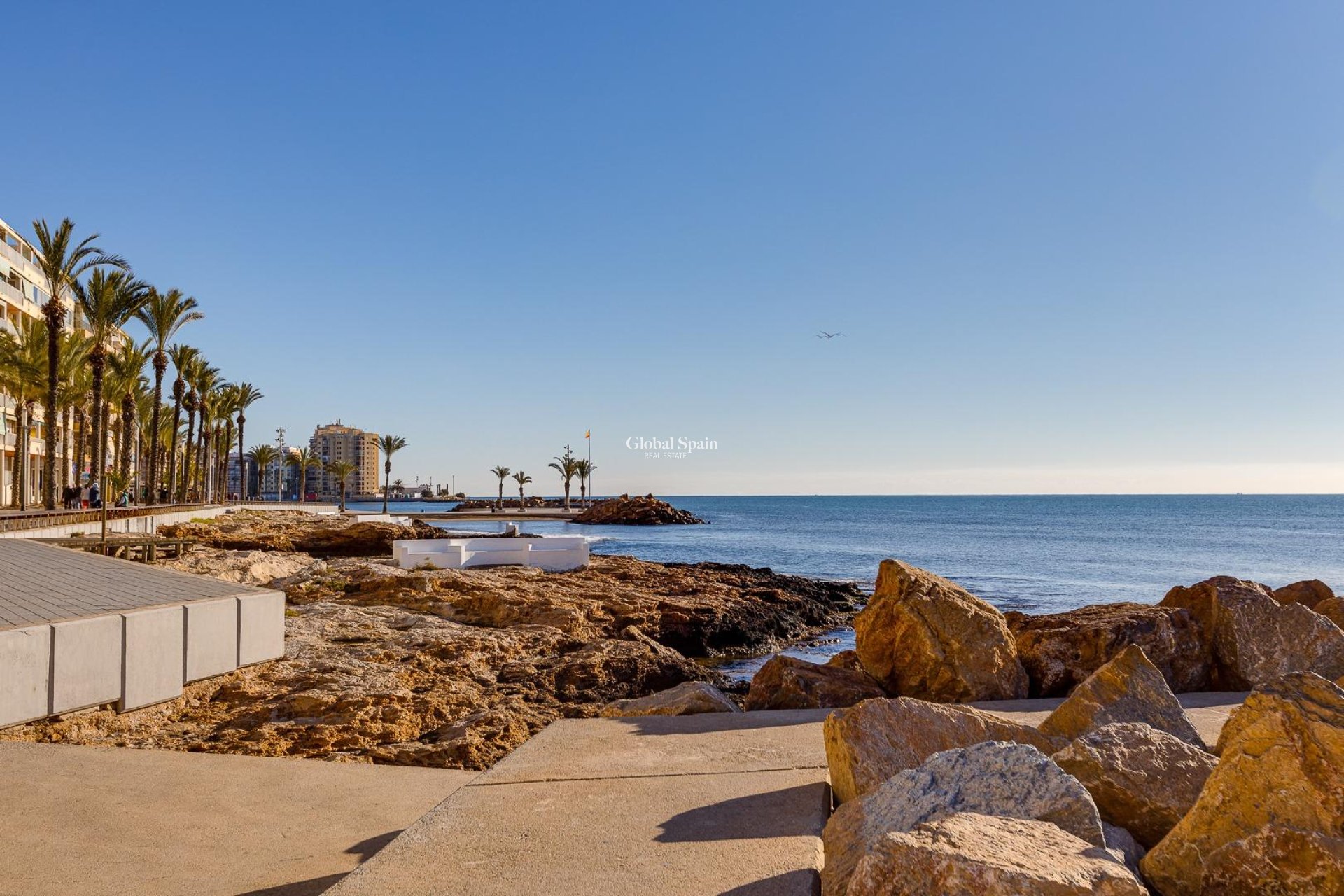 Resale - APARTMENT -
TORREVIEJA - Center