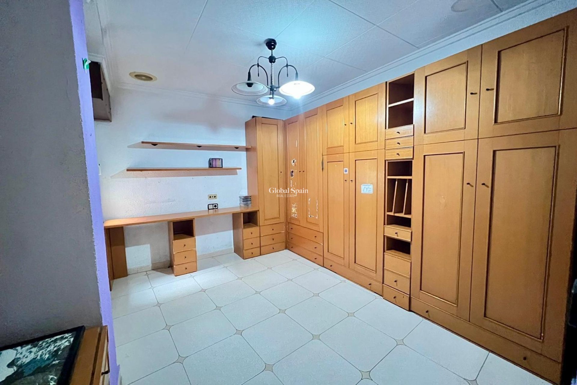 Resale - APARTMENT -
TORREVIEJA - Center