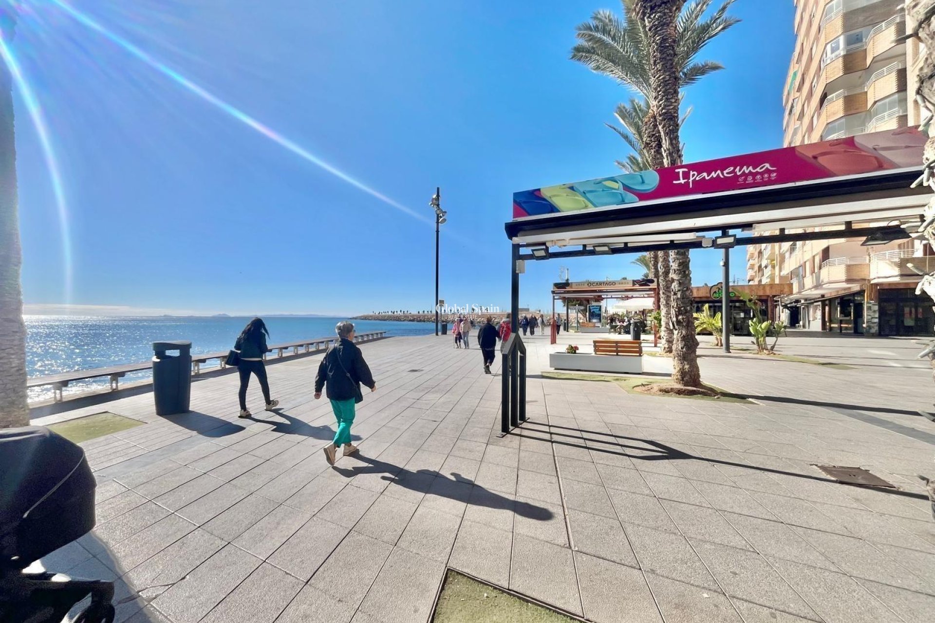 Resale - APARTMENT -
TORREVIEJA - Center
