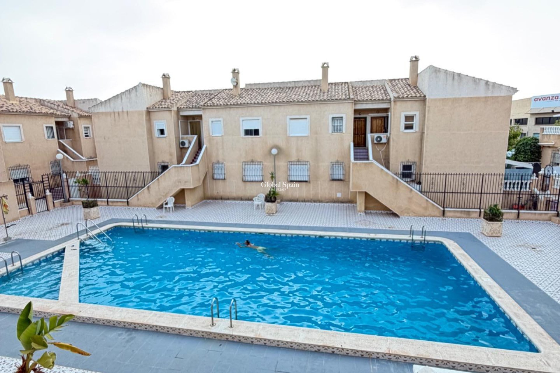 Resale - APARTMENT -
TORREVIEJA - Center