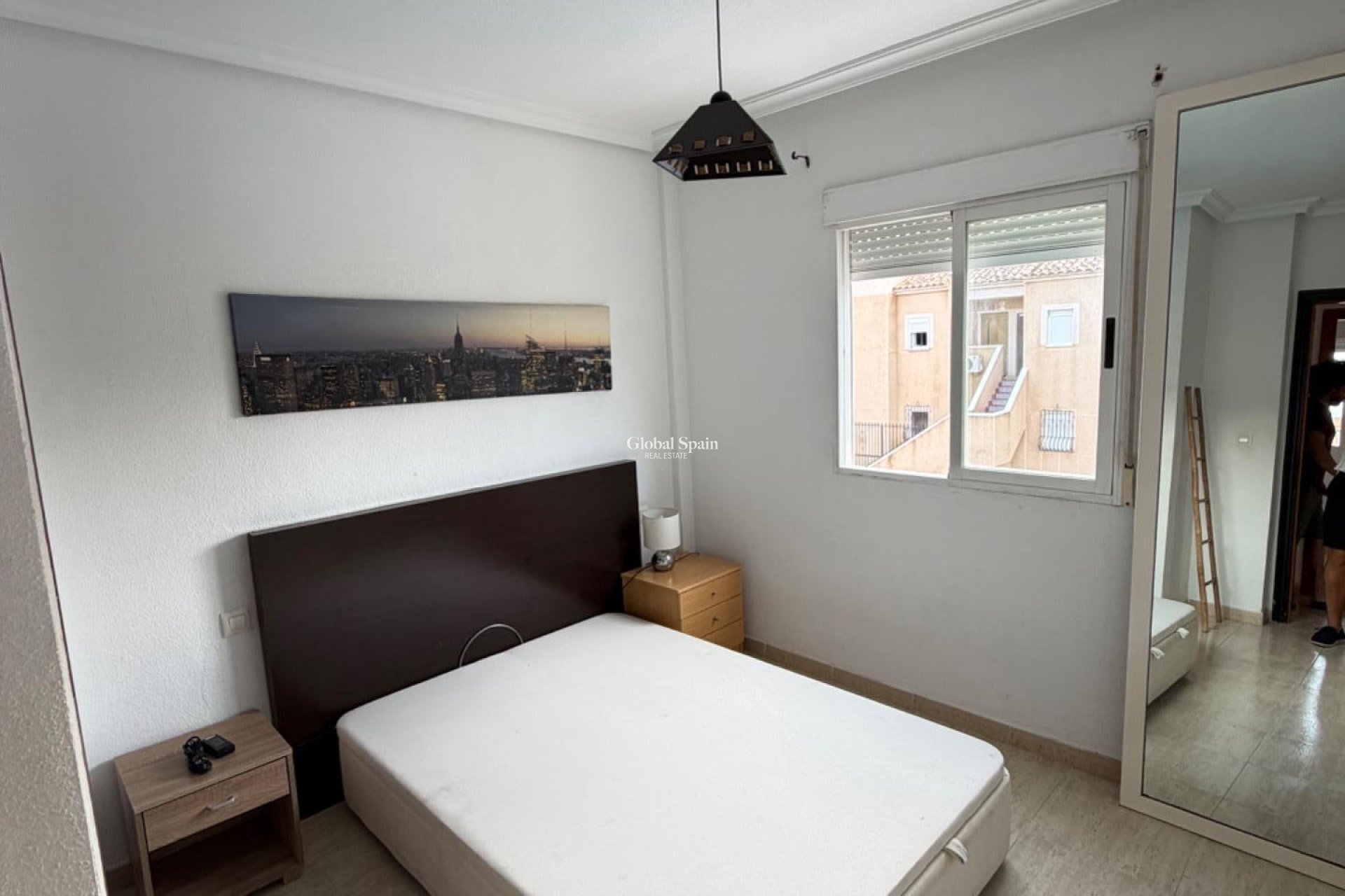 Resale - APARTMENT -
TORREVIEJA - Center
