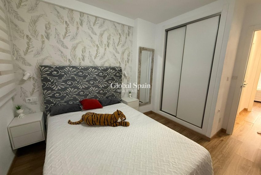 Resale - APARTMENT -
TORREVIEJA - Center