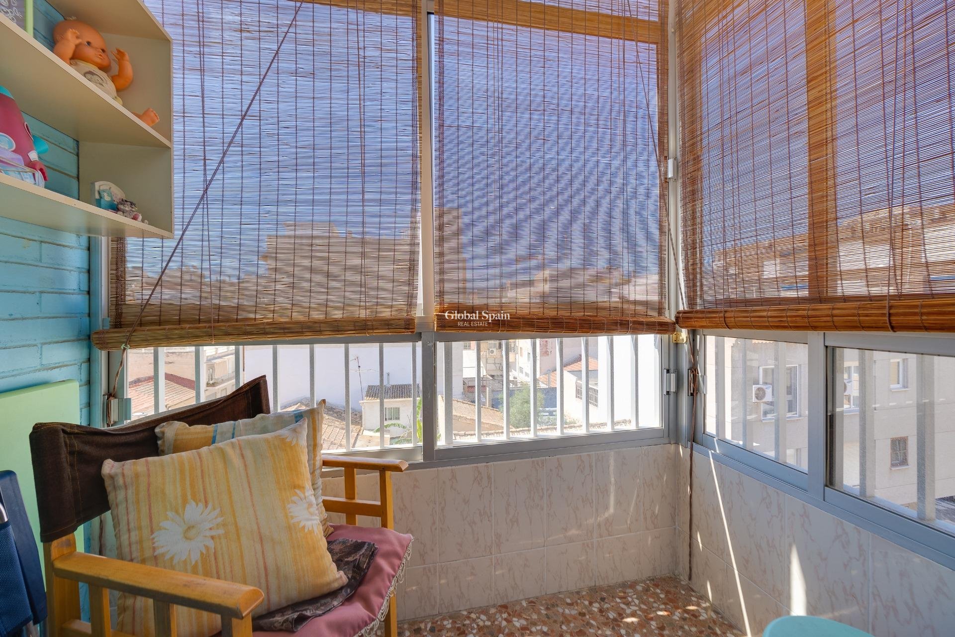 Resale - APARTMENT -
TORREVIEJA - Center