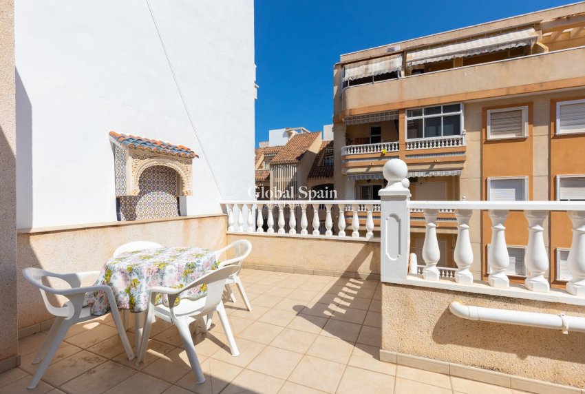 Resale - APARTMENT -
TORREVIEJA - Center