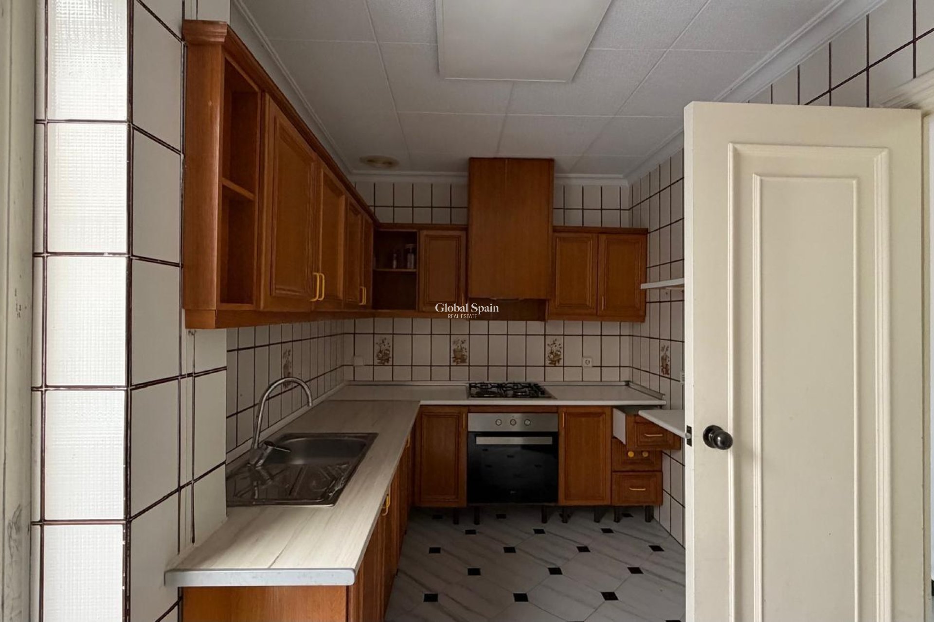 Resale - APARTMENT -
TORREVIEJA - Center