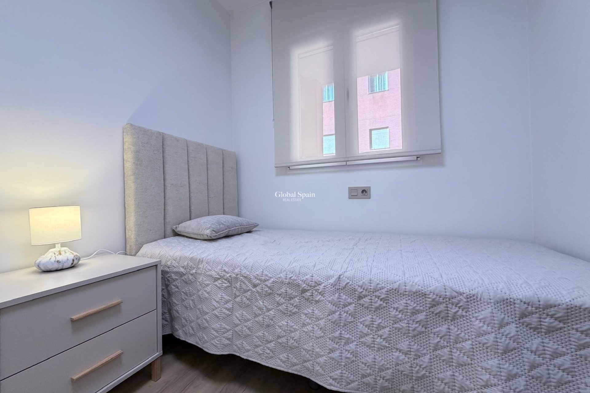Resale - APARTMENT -
TORREVIEJA - Center
