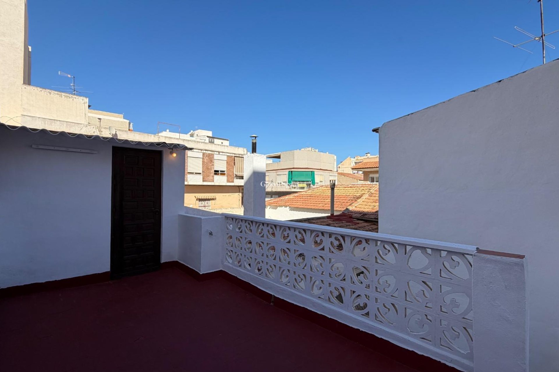 Resale - APARTMENT -
TORREVIEJA - Center