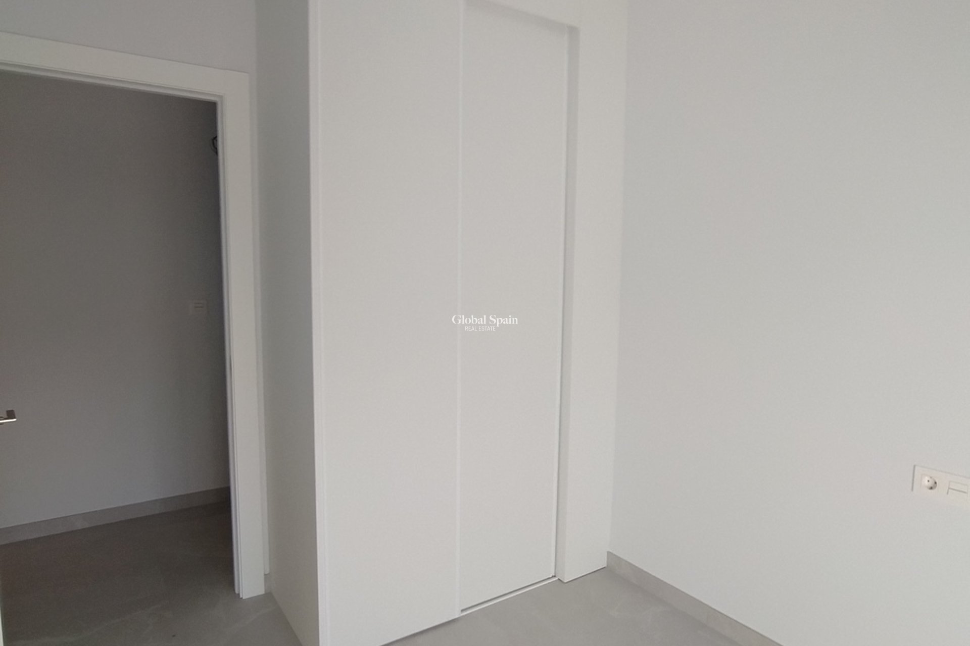 Resale - APARTMENT -
TORREVIEJA - CENTRE PLAYA DEL CURA LAS PISCINAS