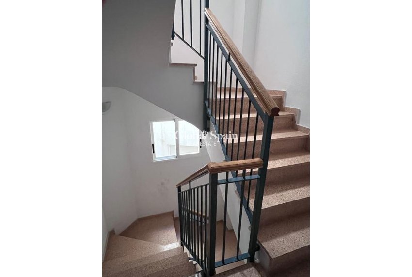 Resale - APARTMENT -
TORREVIEJA - CENTRO CASCO URBANO