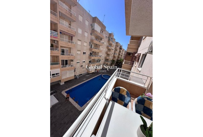 Resale - APARTMENT -
TORREVIEJA - Centro - Muelle Pesquero