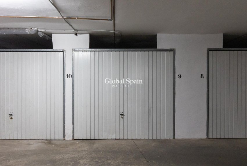 Resale - Apartment -
TORREVIEJA - Centro