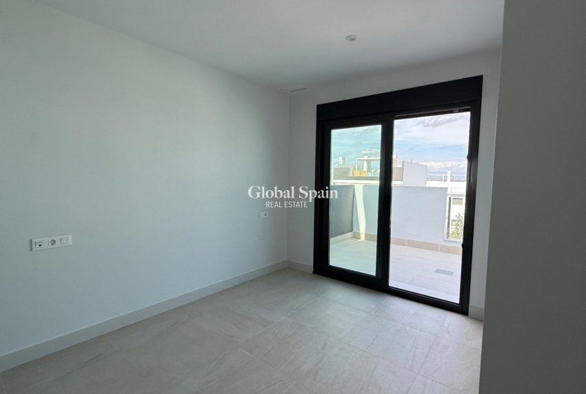 Resale - Apartment -
TORREVIEJA - Costa Blanca Sur