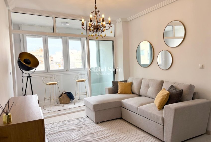 Resale - APARTMENT -
TORREVIEJA - Costa Blanca