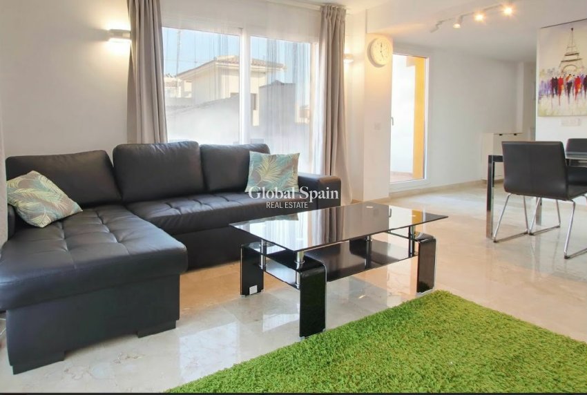 Resale - APARTMENT -
TORREVIEJA - Costa Blanca