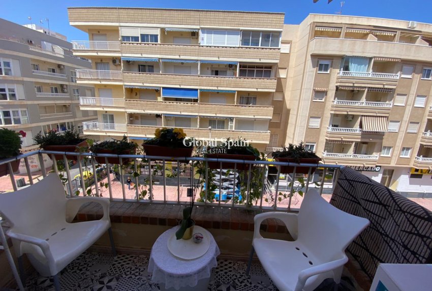 Resale - APARTMENT -
TORREVIEJA - Costa Blanca
