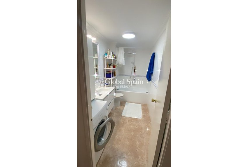 Resale - APARTMENT -
TORREVIEJA - Costa Blanca