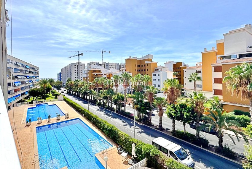 Resale - APARTMENT -
TORREVIEJA - Costa Blanca