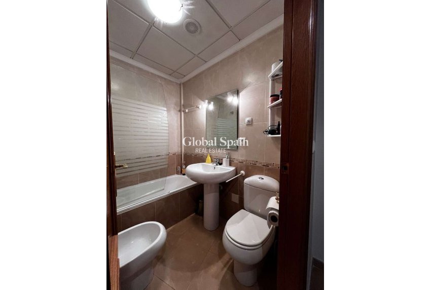 Resale - APARTMENT -
TORREVIEJA - Costa Blanca