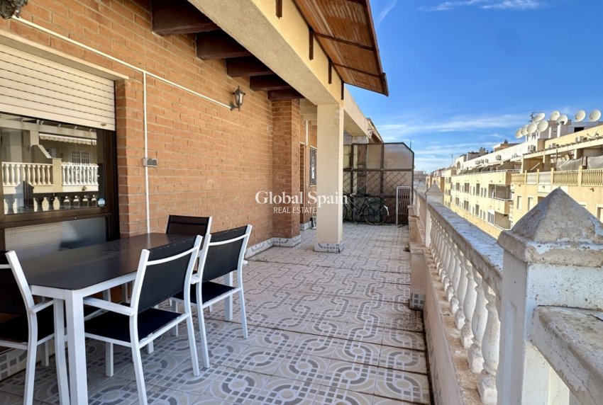 Resale - APARTMENT -
TORREVIEJA - Costa Blanca