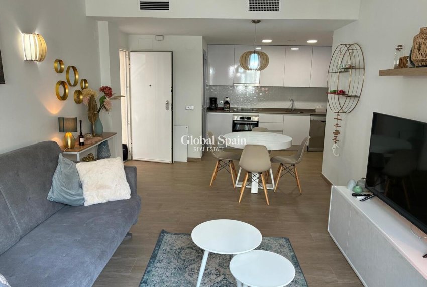 Resale - APARTMENT -
TORREVIEJA - Costa Blanca